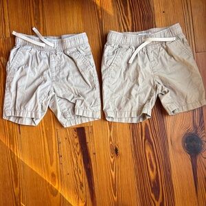 2 Boys Old Navy Tan Shorts Size XS (5)